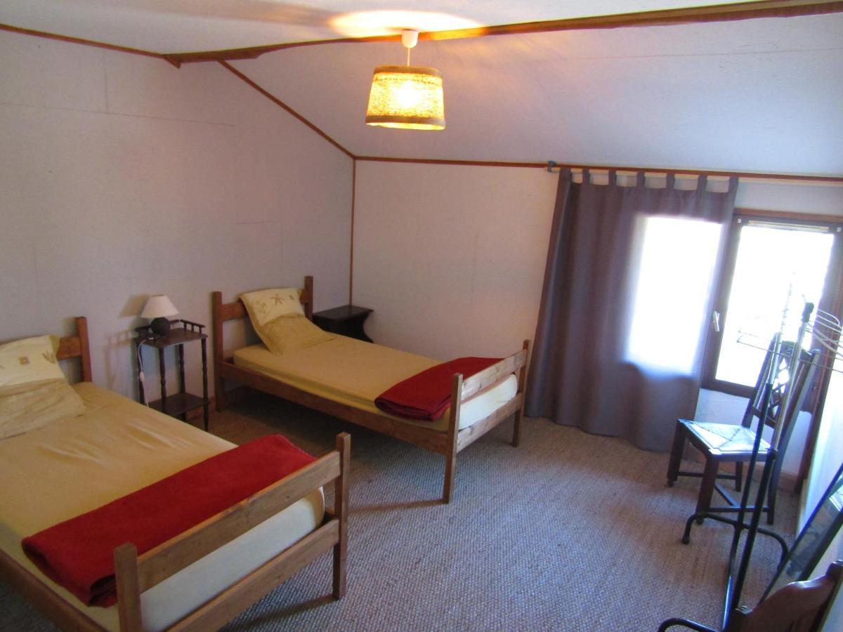 Hotel Artémis à Caillavet Extérieur photo